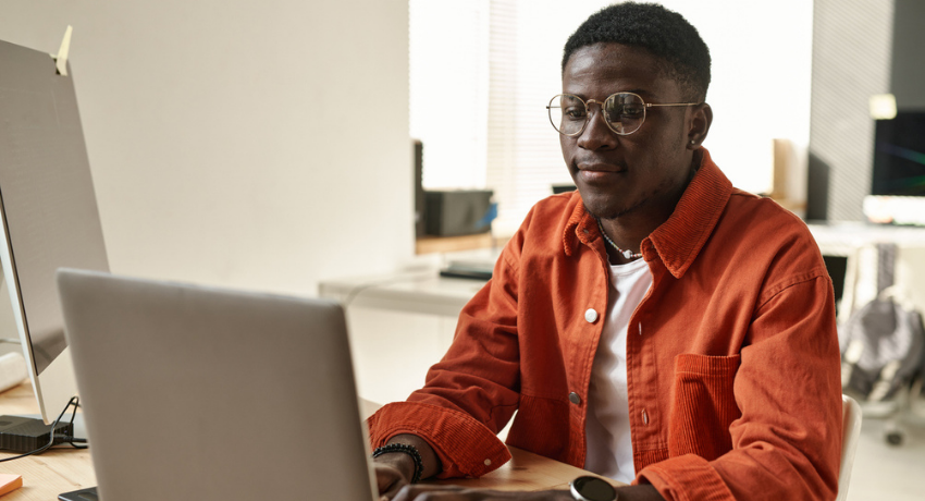 insendi post - Should Faculty Build Their Own Online Courses How Can They Best Be Supported